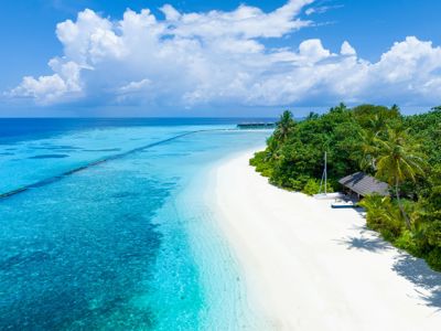 Komandoo Main Beach Area